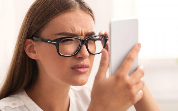 Hình ảnh trong mắt người cận thị , Dùng kính áp tròng